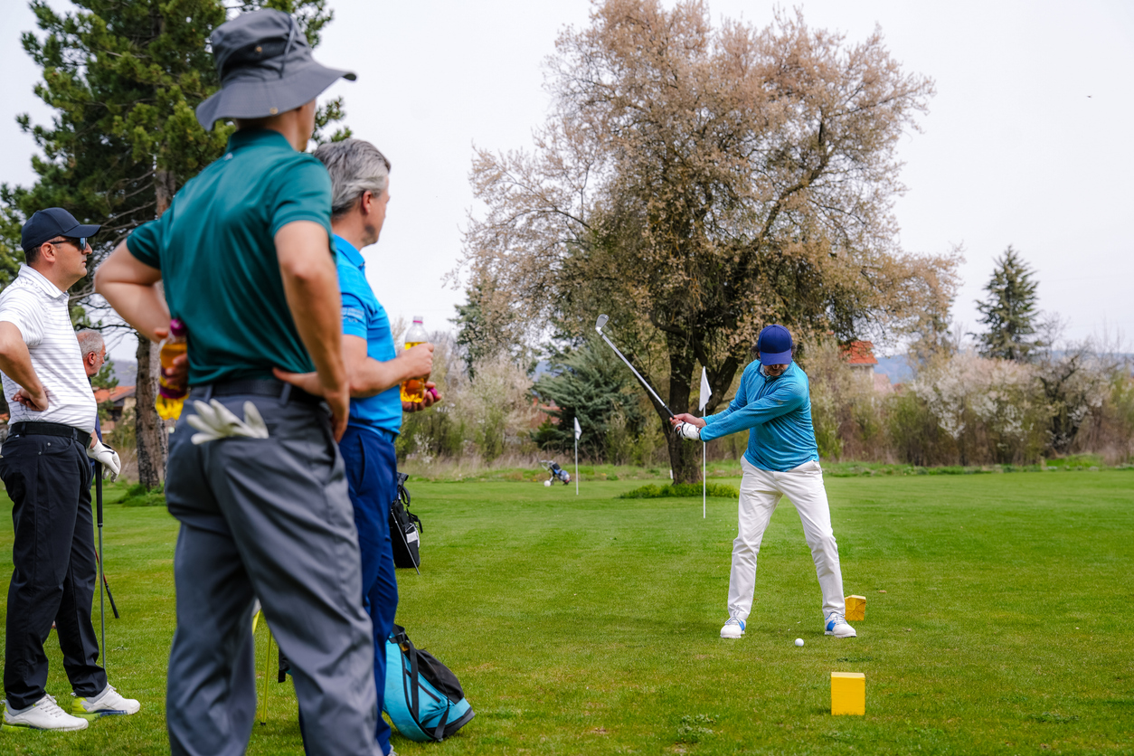 Indoor and outdoor recreation facility with patrons playing sports, illustrating liability and property insurance for recreational businesses.